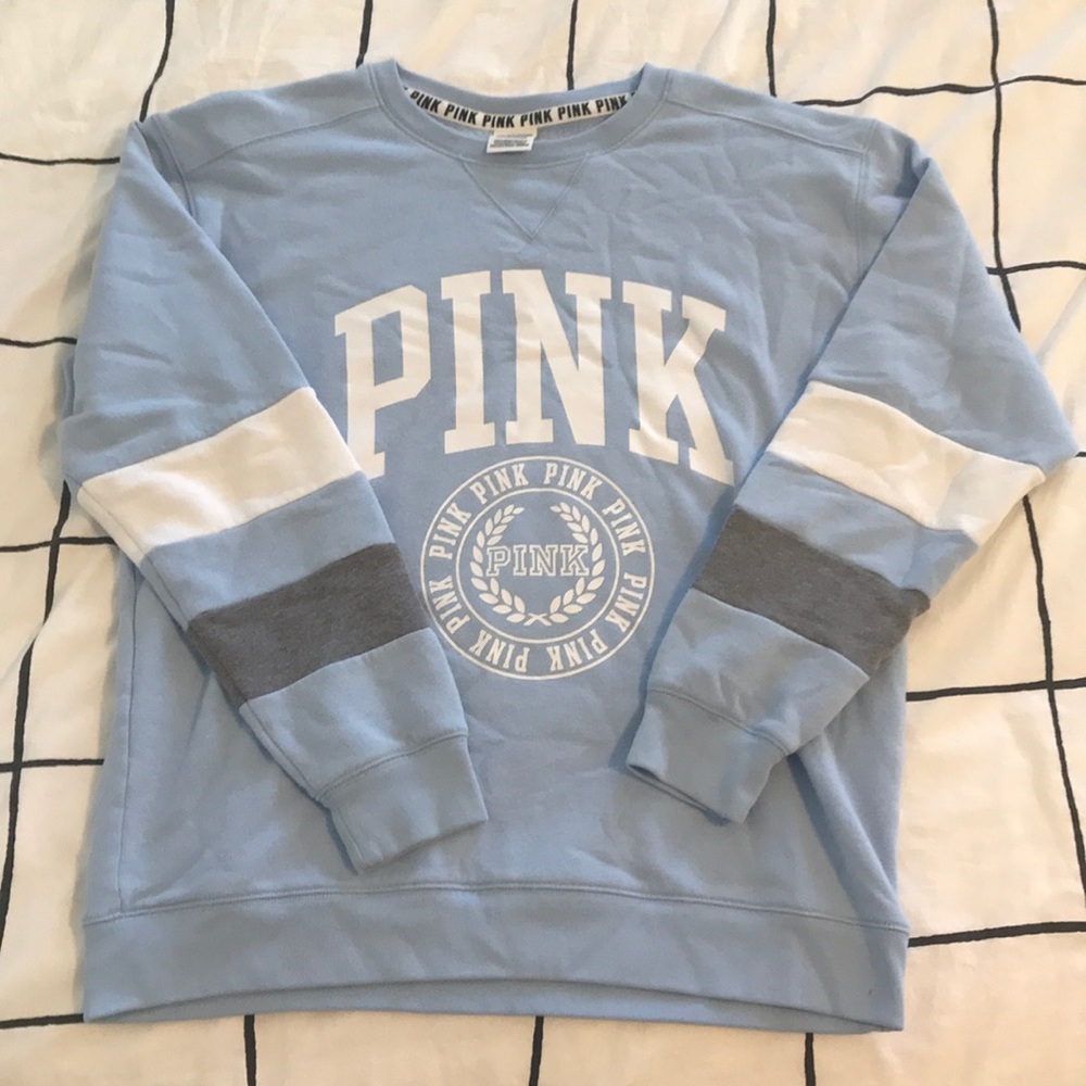 VS PINK CREWNECK
